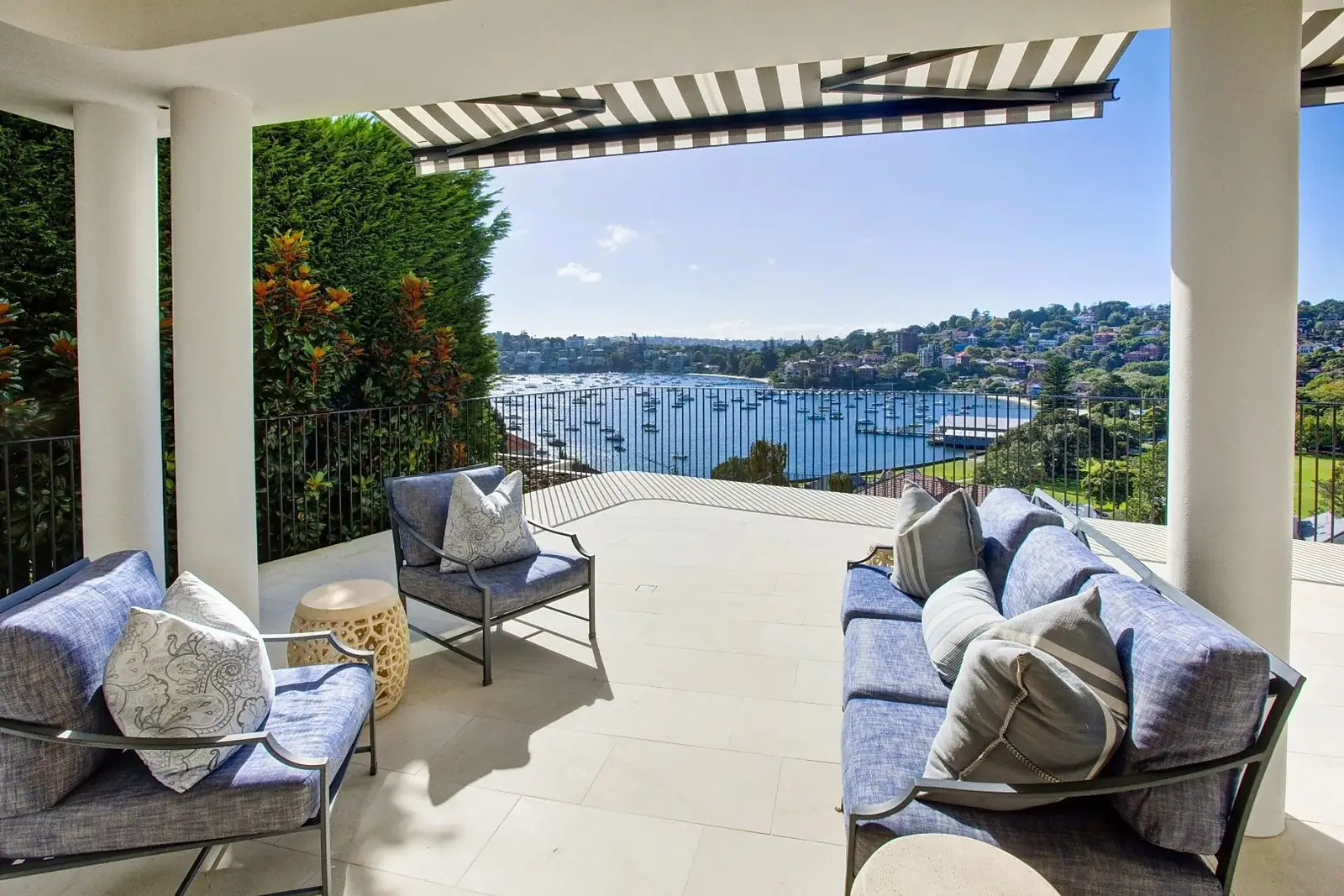 9 Eastbourne Road, Darling Point Sold by Sydney Sotheby's International Realty - image 1