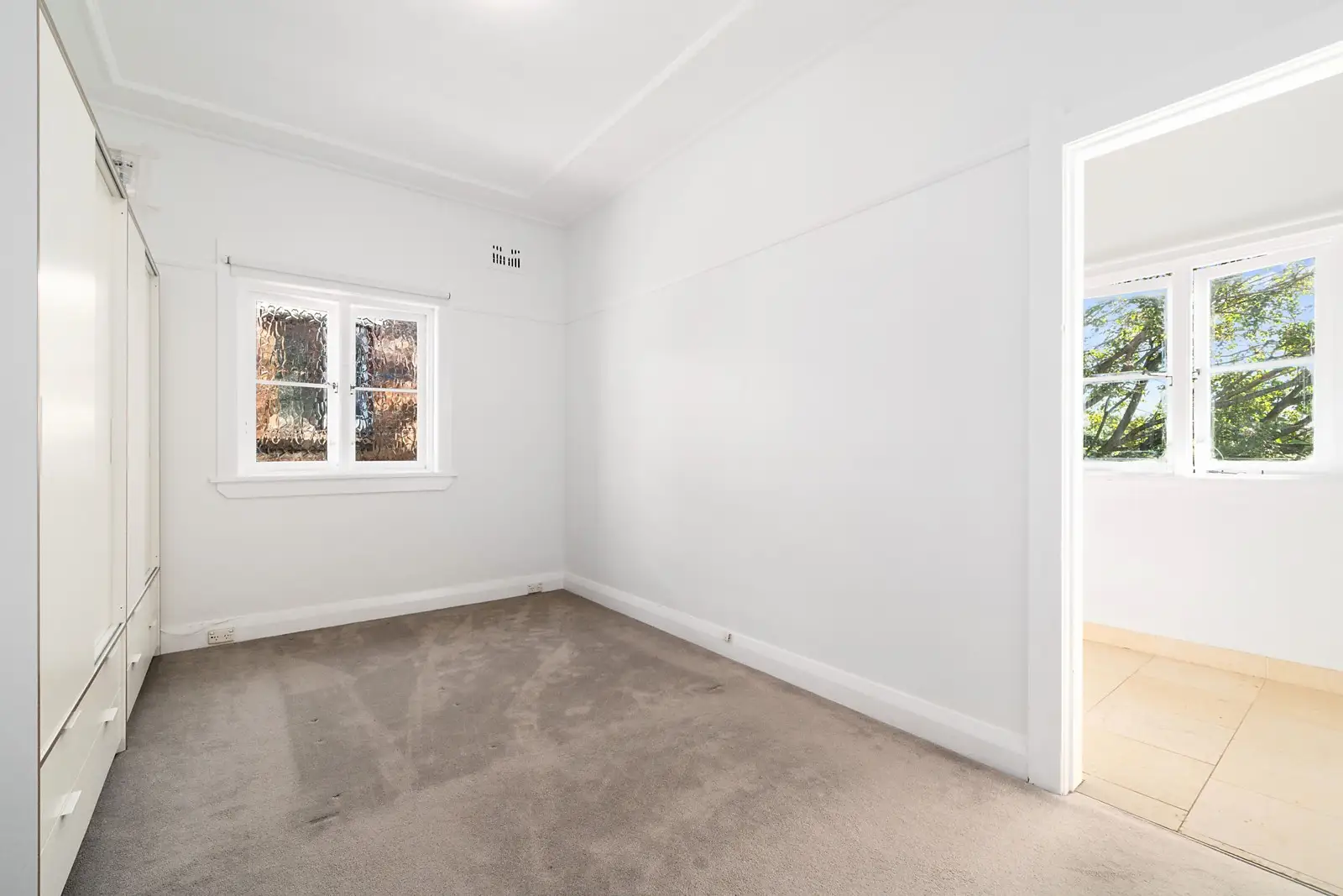 7/43 Glenayr Avenue, North Bondi Leased by Sydney Sotheby's International Realty - image 3