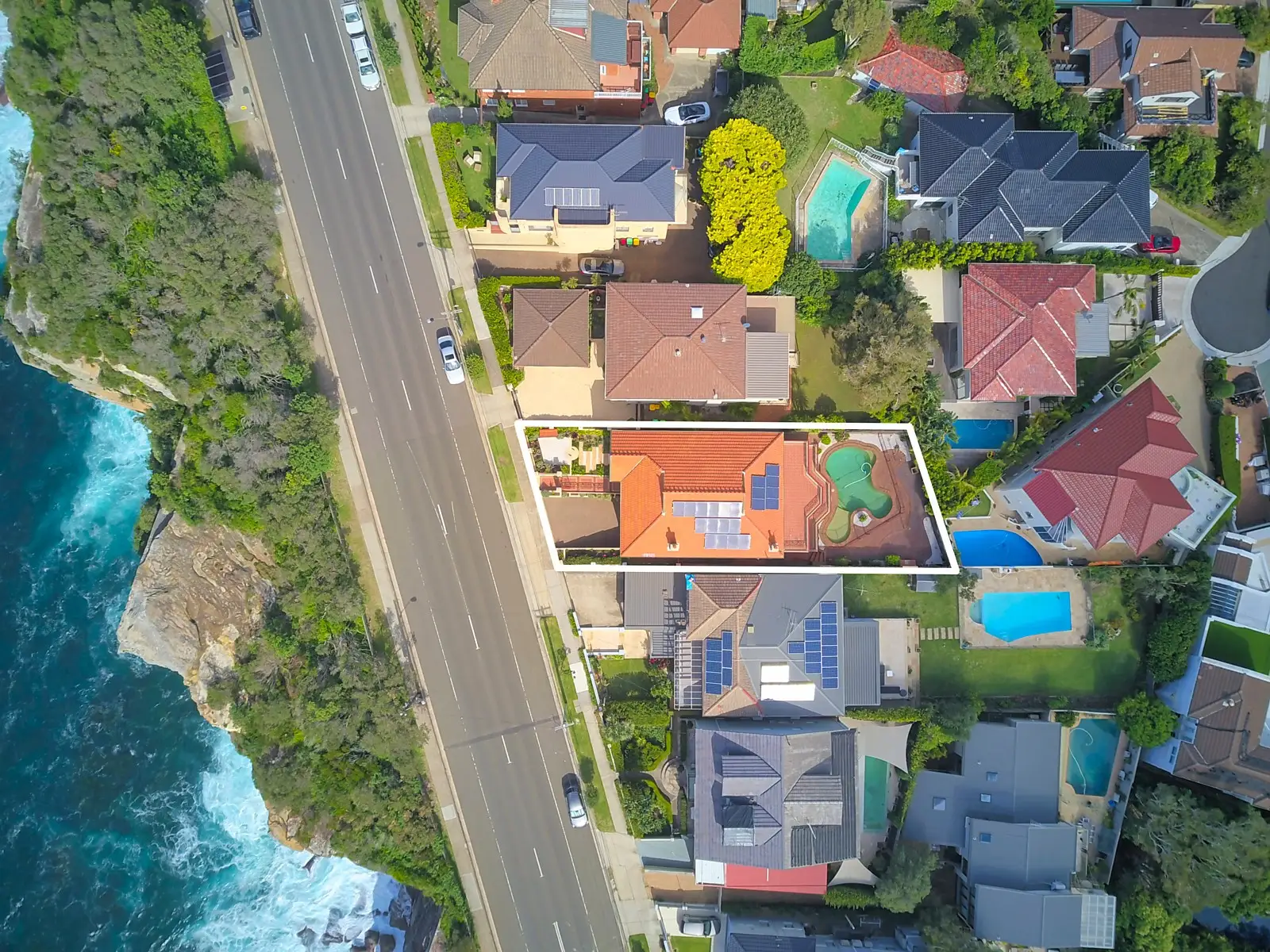 242A Old South Head Road, Vaucluse Sold by Sydney Sotheby's International Realty - image 2