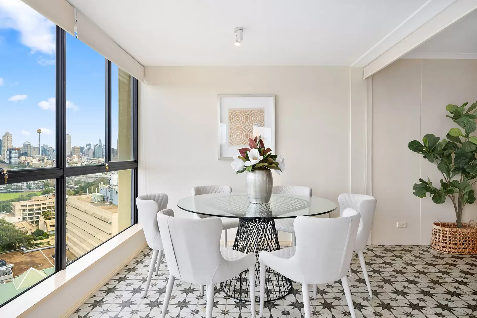 1706/180 Ocean Street, Edgecliff Sold by Sydney Sotheby's International Realty - image 4