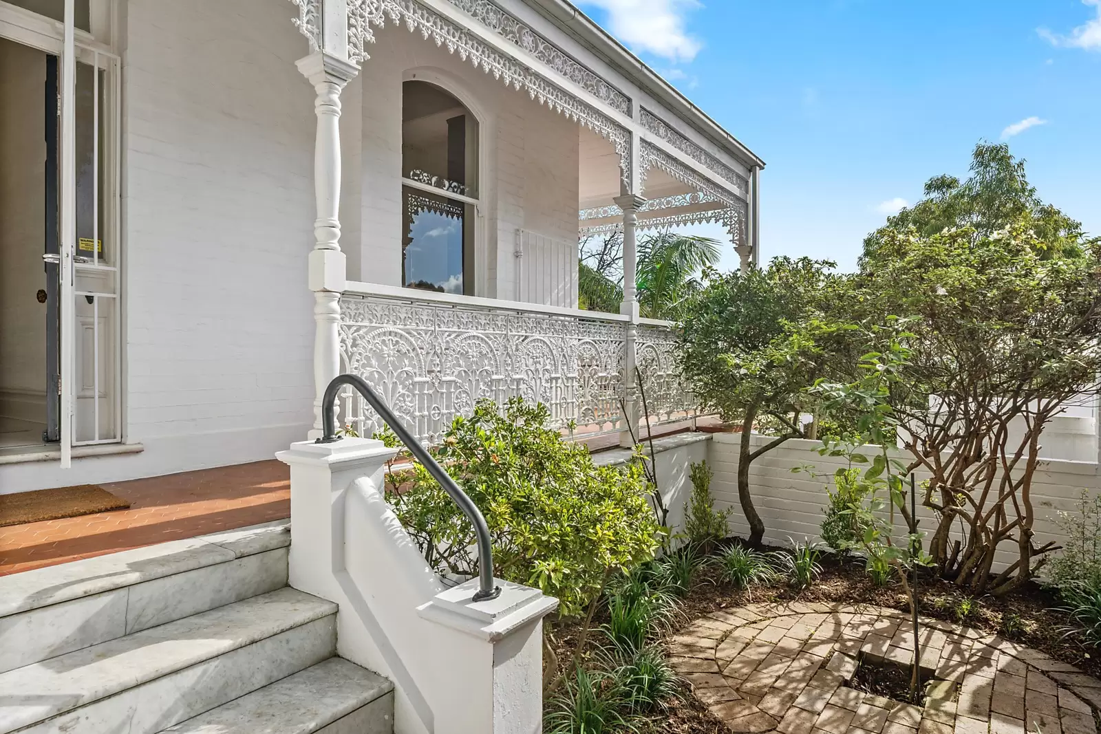 12 Harkness Street, Woollahra Sold by Sydney Sotheby's International Realty - image 5