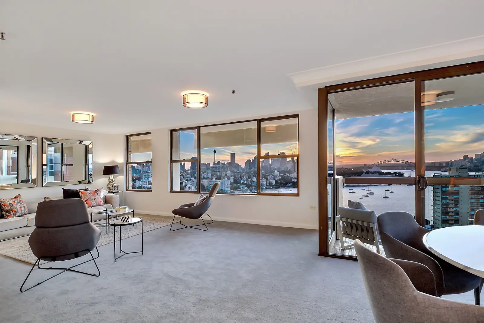 Photo #3: 32/60 Darling Point Road, Darling Point - Sold by Sydney Sotheby's International Realty