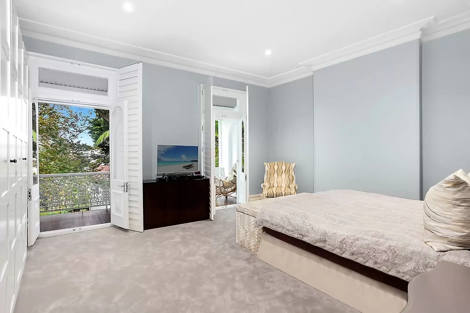 4 Marathon Avenue, Darling Point Sold by Sydney Sotheby's International Realty - image 1