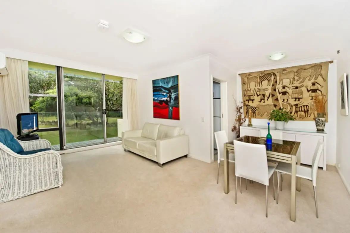 'Ranelagh' 1D/3 Darling Point Road, Darling Point Sold by Sydney Sotheby's International Realty - image 1