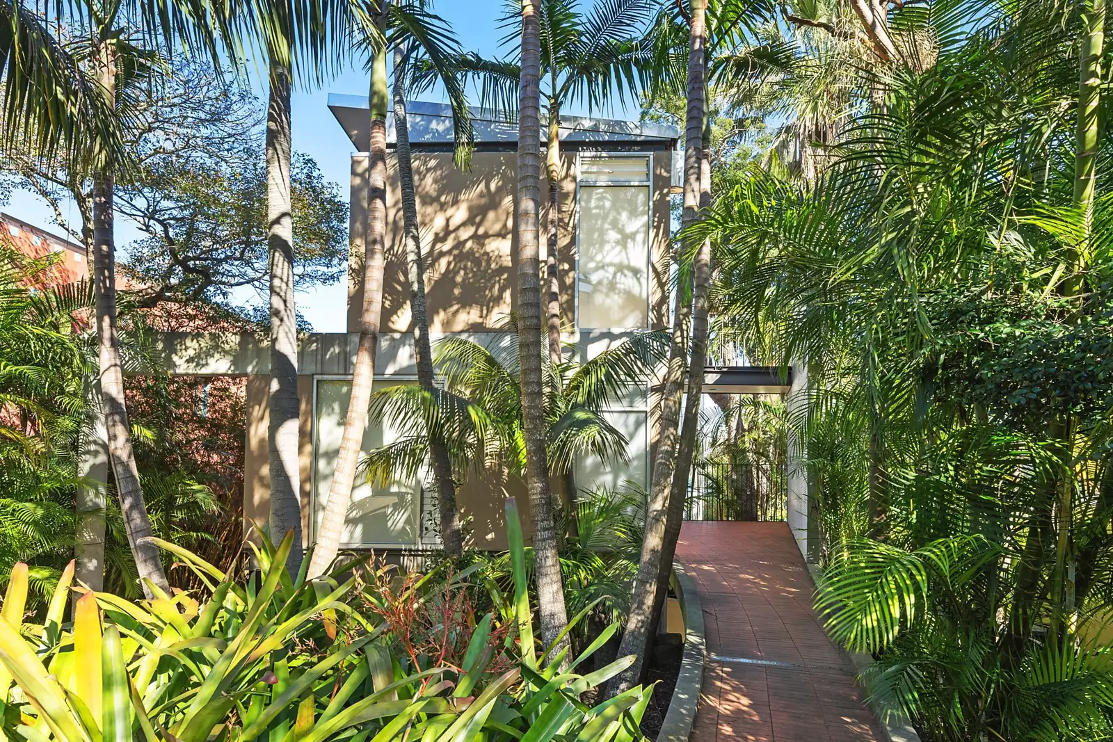 42 Vaucluse Road, Vaucluse Sold by Sydney Sotheby's International Realty - image 4