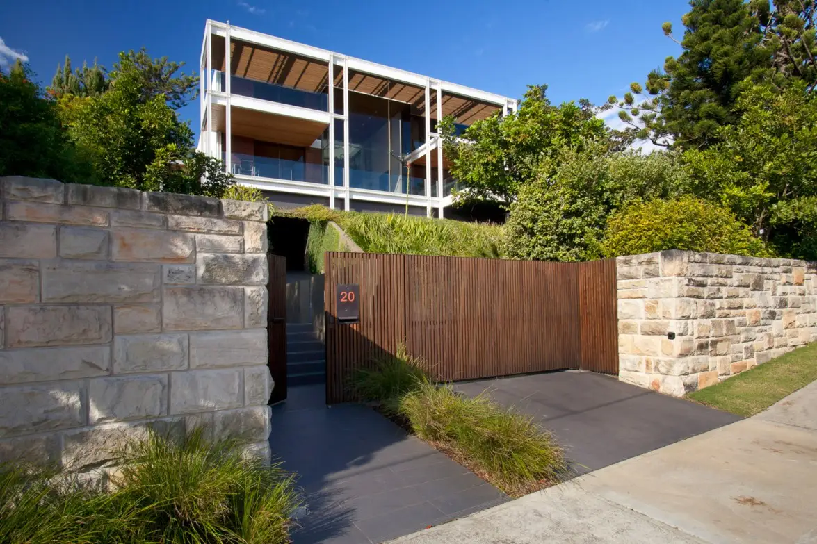 20 Ray Avenue, Vaucluse Sold by Sydney Sotheby's International Realty - image 1
