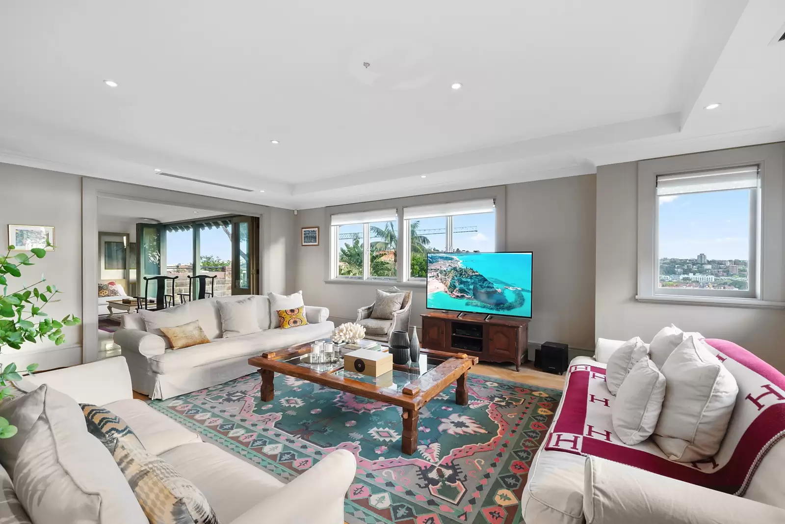 3/6 Wentworth Street, Point Piper Sold by Sydney Sotheby's International Realty - image 1