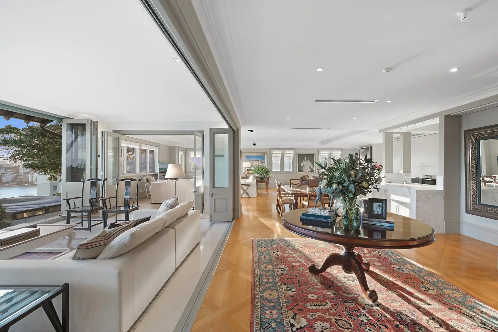 3/6 Wentworth Street, Point Piper Sold by Sydney Sotheby's International Realty - image 3
