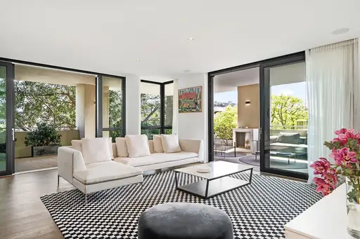 5B/22 Knox Street, Double Bay Sold by Sydney Sotheby's International Realty