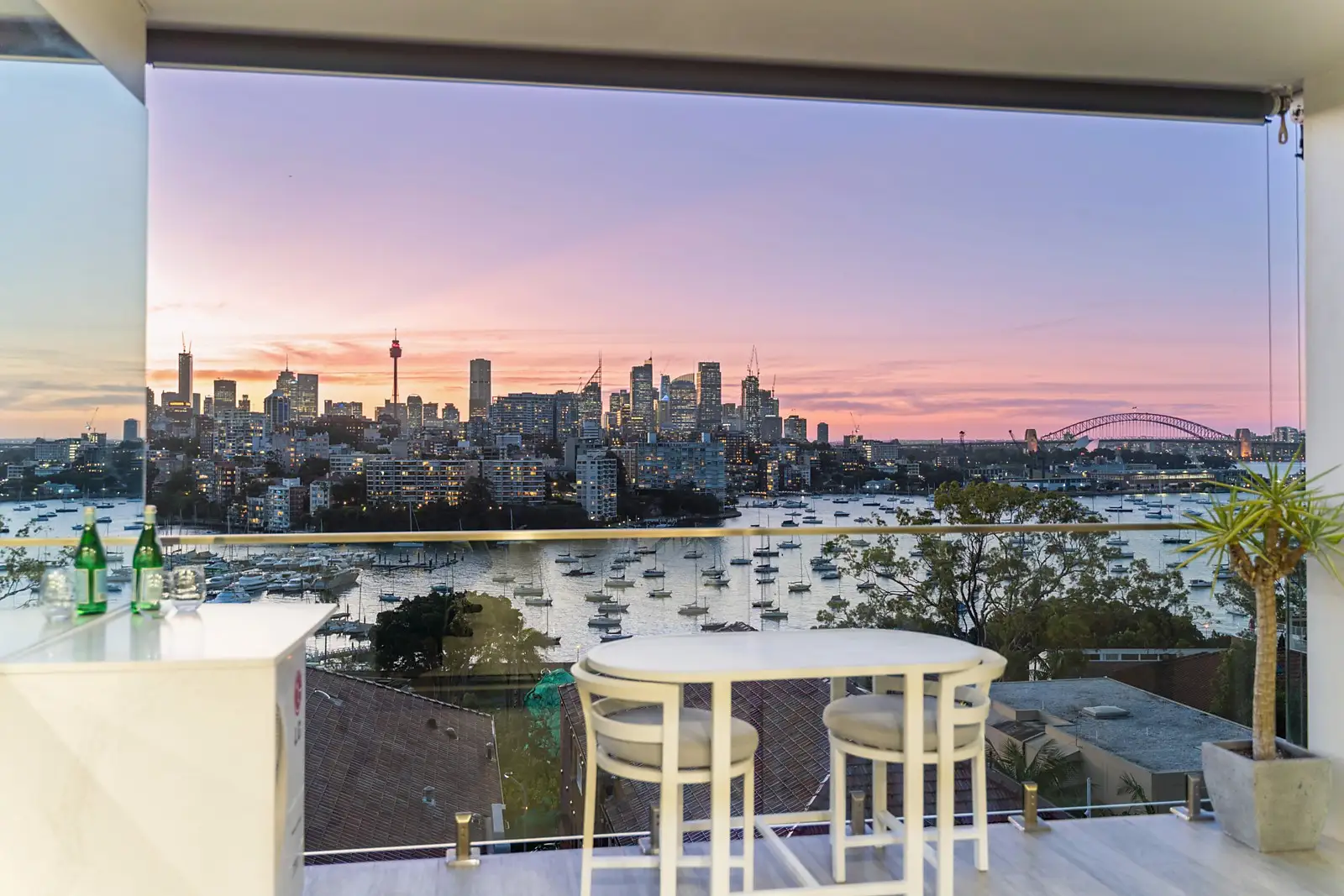 19/50 Darling Point Road, Darling Point Sold by Sydney Sotheby's International Realty - image 2