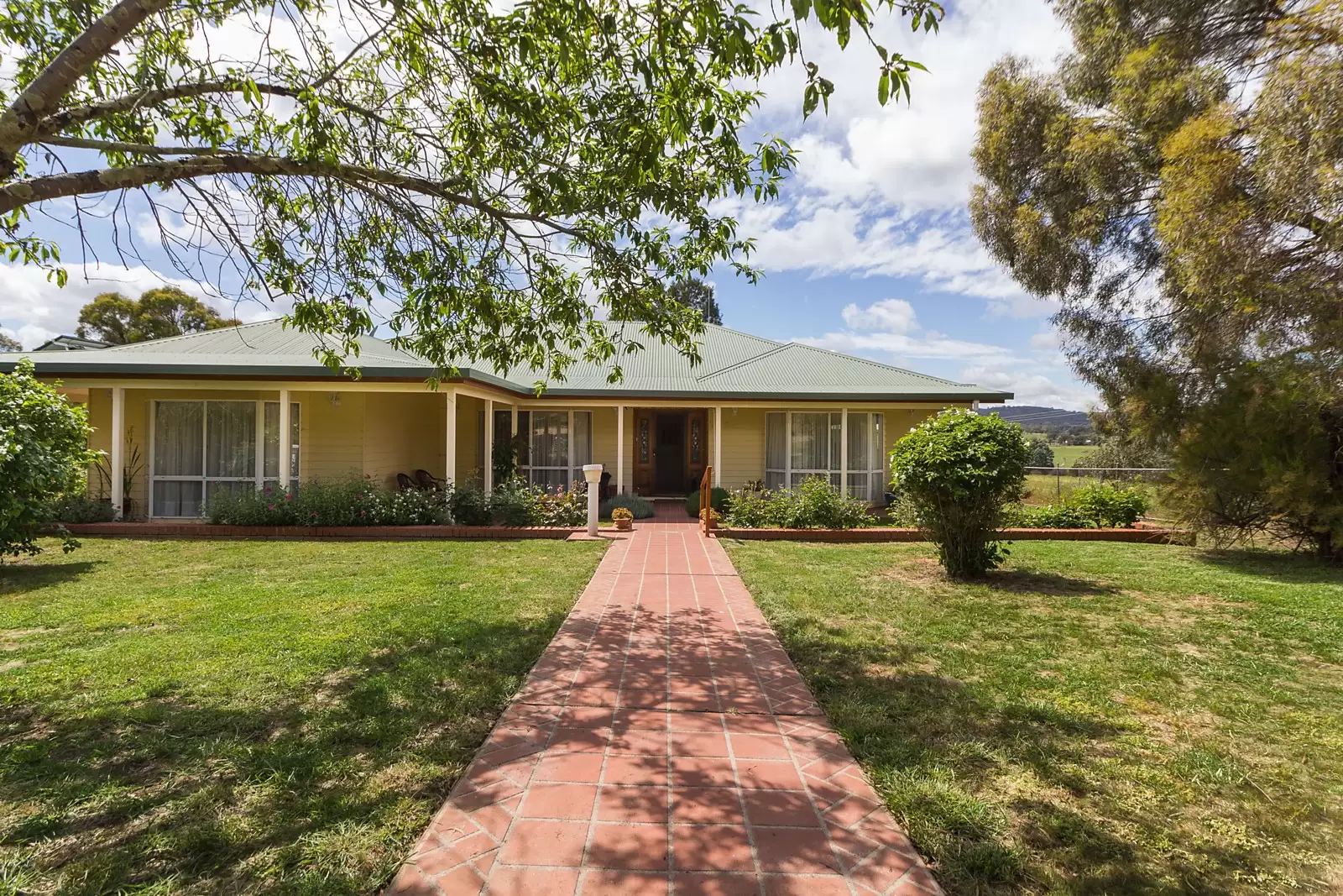 308 Rugby Road, Dalton Sold by Sydney Sotheby's International Realty - image 4