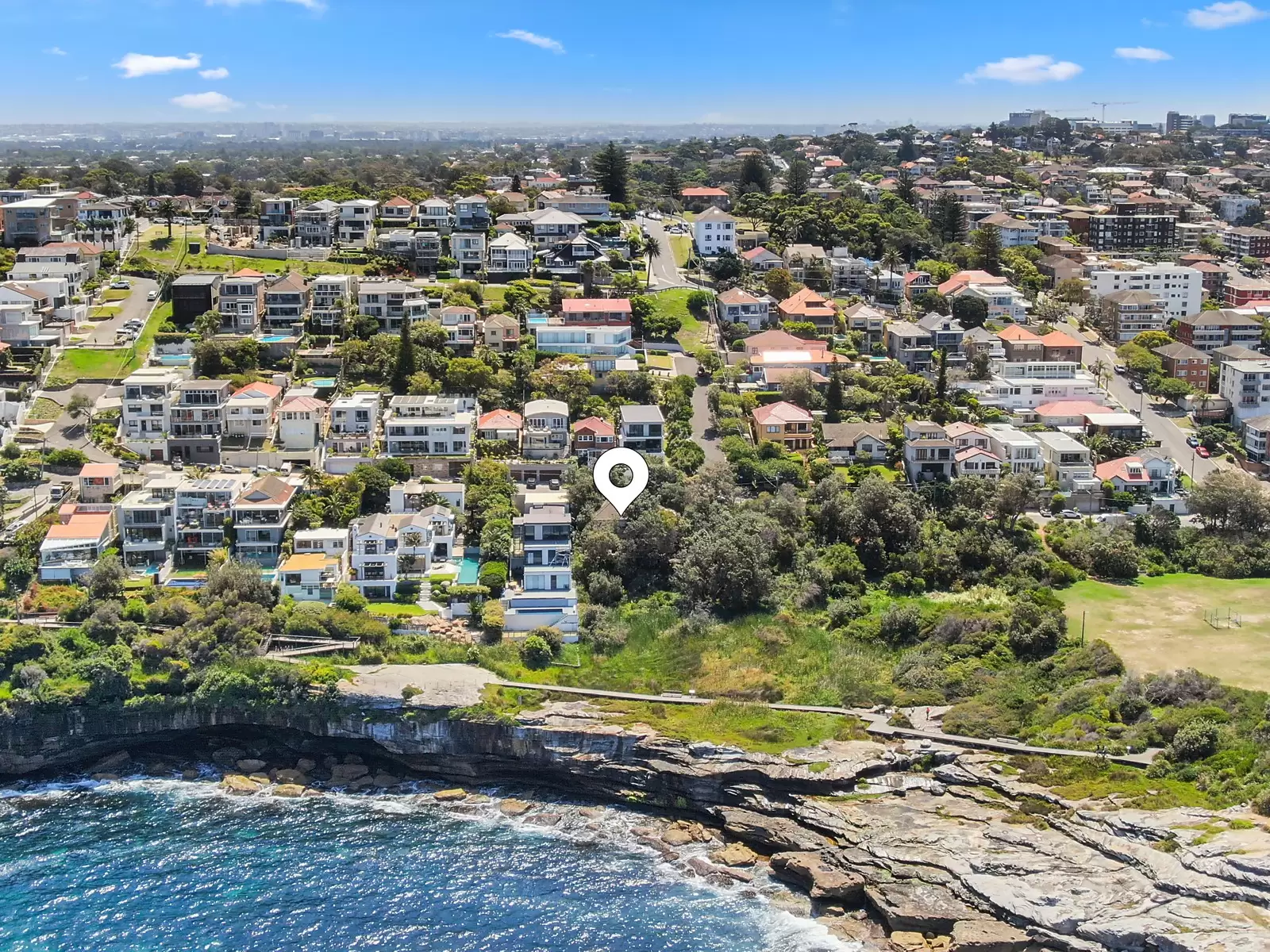 1 Wolseley Road, South Coogee Sold by Sydney Sotheby's International Realty - image 3