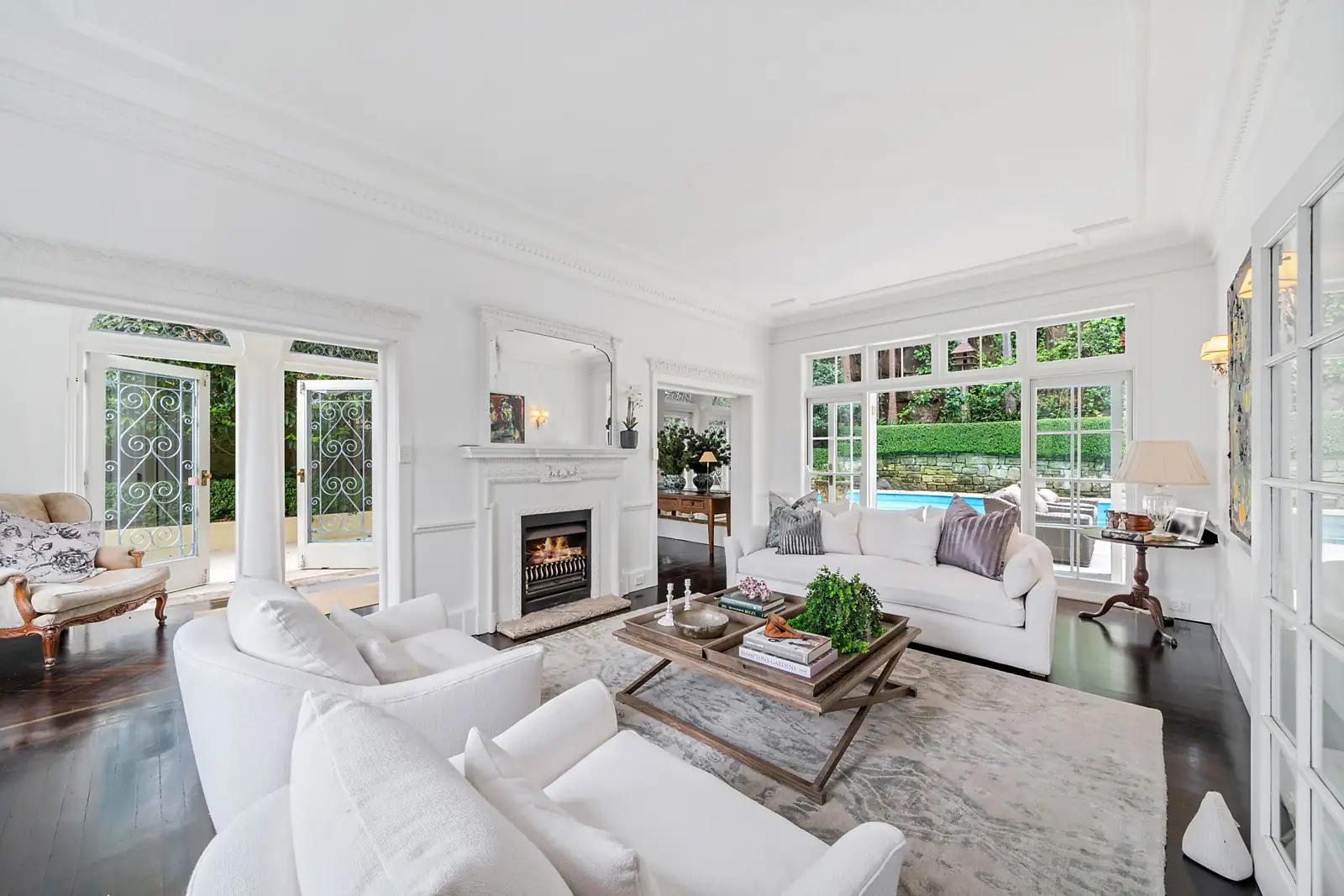 5 Fairfax Road, Bellevue Hill Sold by Sydney Sotheby's International Realty - image 2