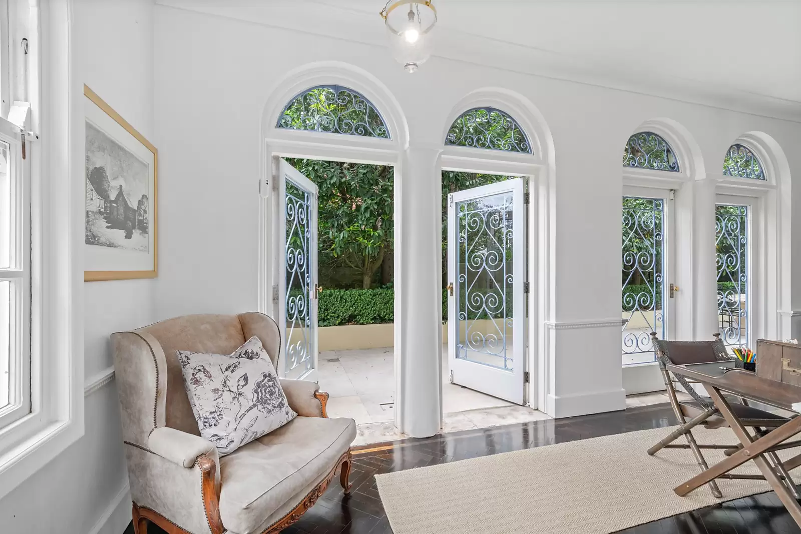 5 Fairfax Road, Bellevue Hill Sold by Sydney Sotheby's International Realty - image 3