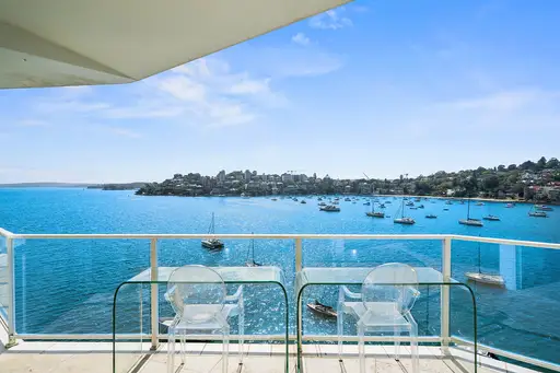 81/11 Sutherland Crescent, Darling Point Sold by Sydney Sotheby's International Realty