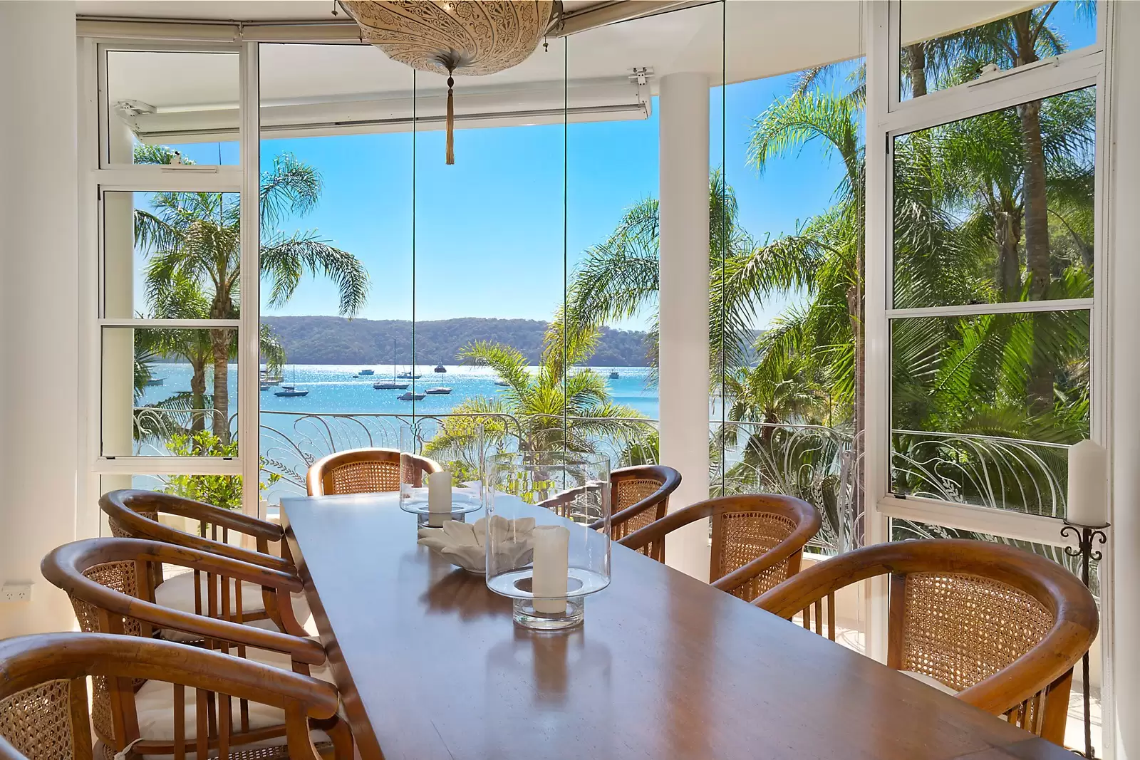 25 Thyra Road, Palm Beach Sold by Sydney Sotheby's International Realty - image 1