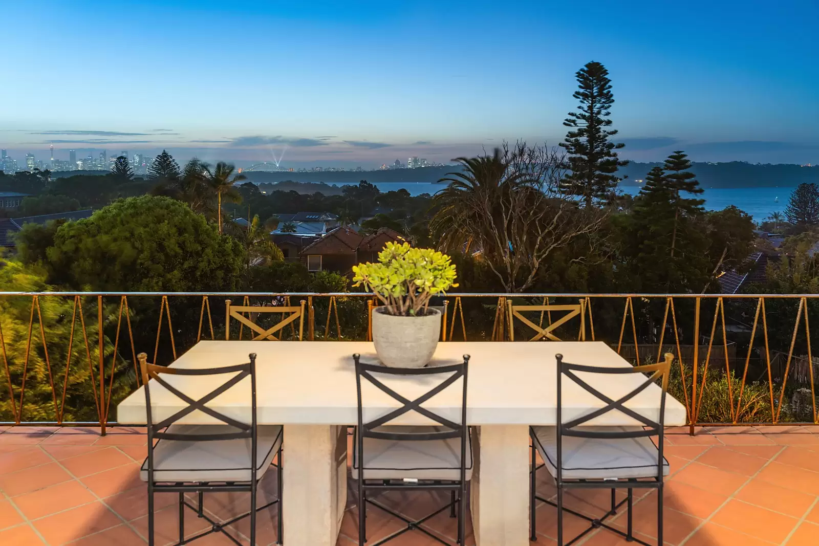 12 Derby Street, Vaucluse Sold by Sydney Sotheby's International Realty - image 3