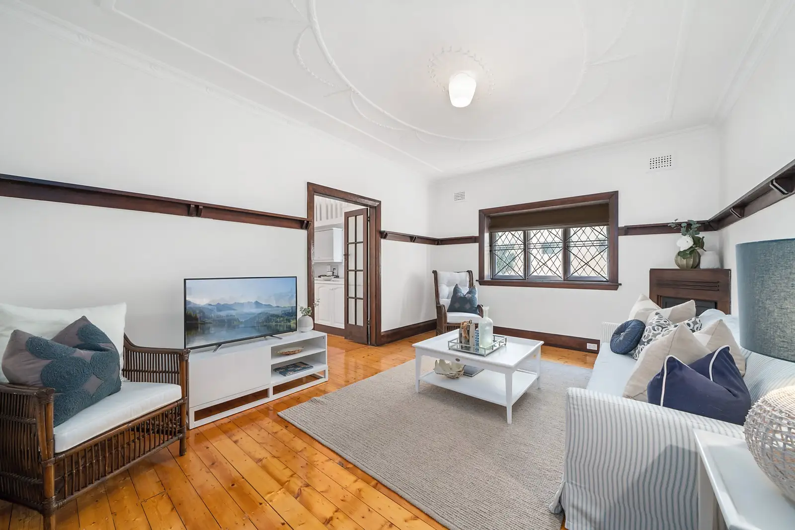 2/39 Salisbury Road, Rose Bay Sold by Sydney Sotheby's International Realty - image 2