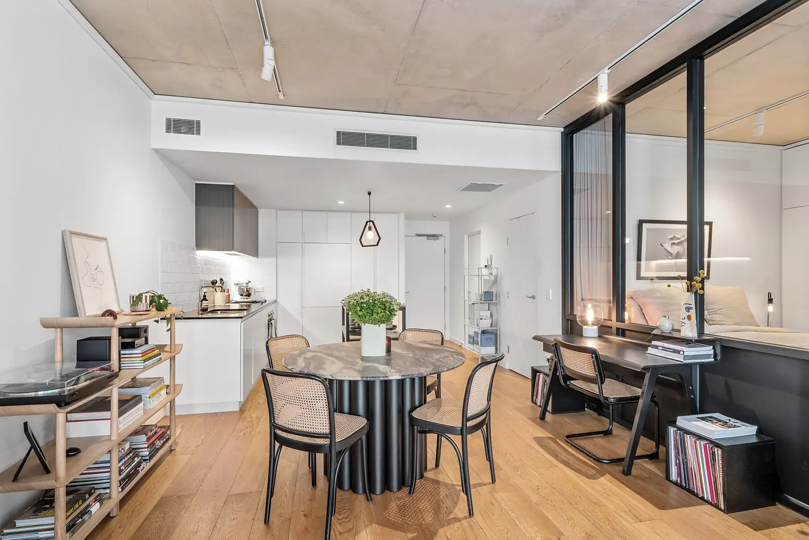 24D/356 George Street, Waterloo Sold by Sydney Sotheby's International Realty - image 2