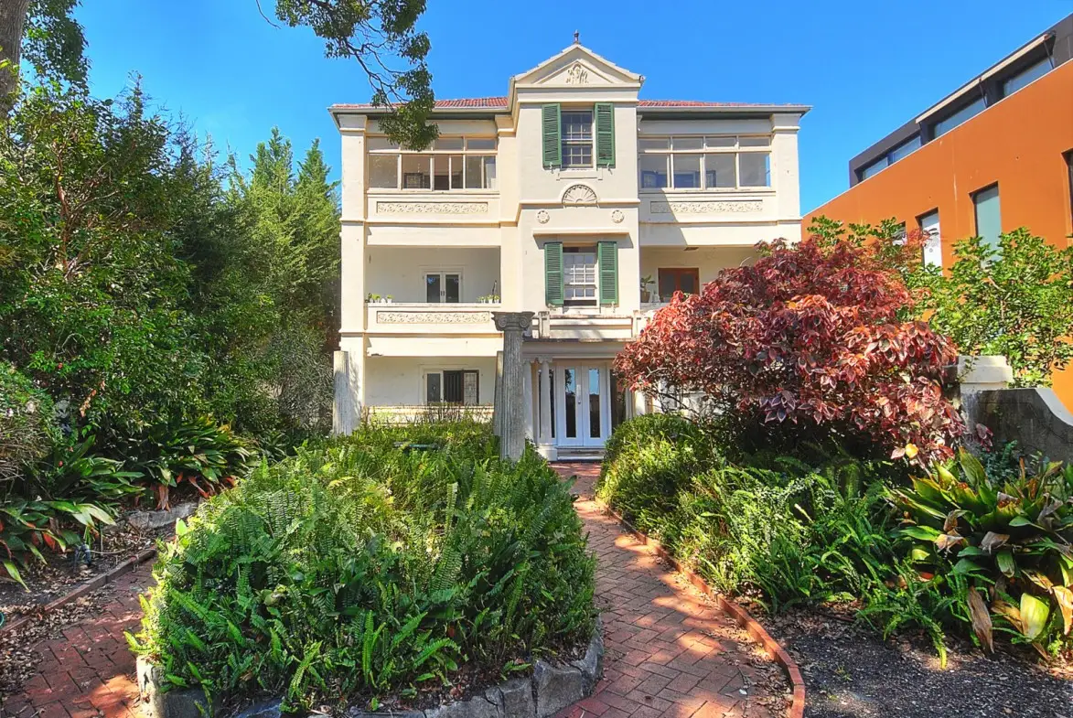 627 New South Head Road, Rose Bay Sold by Sydney Sotheby's International Realty - image 1