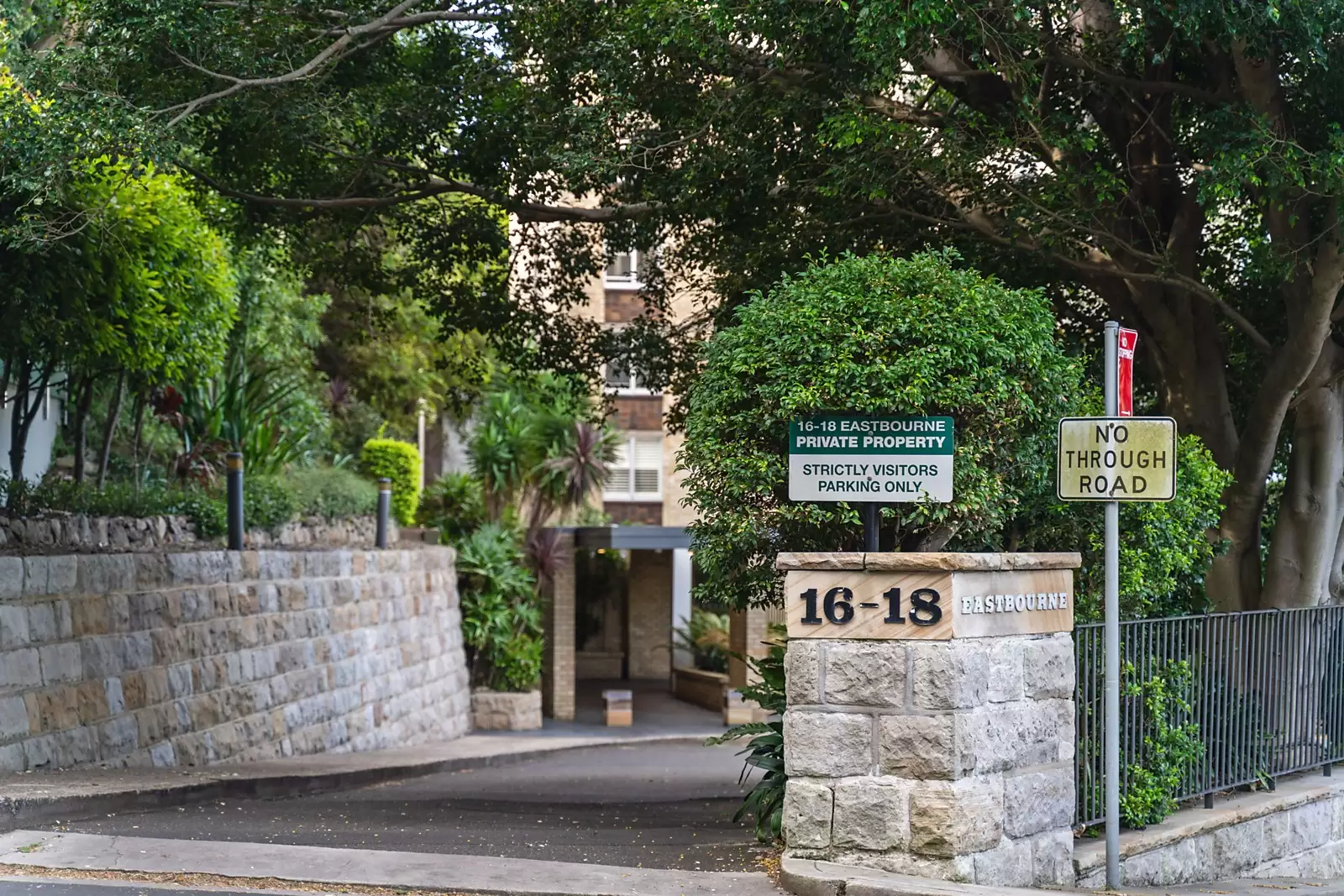 26/16-18 Eastbourne Road, Darling Point Sold by Sydney Sotheby's International Realty - image 15