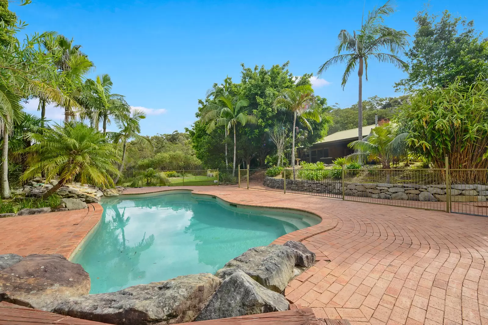 6 Kimbriki Road, Ingleside Sold by Sydney Sotheby's International Realty - image 20