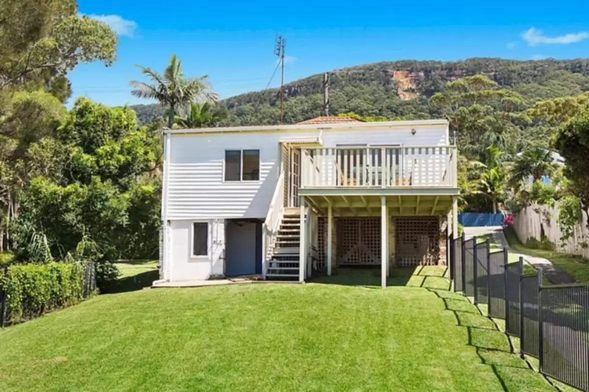 555 Lawrence Hargrave Drive, Wombarra Sold by Sydney Sotheby's International Realty - image 6