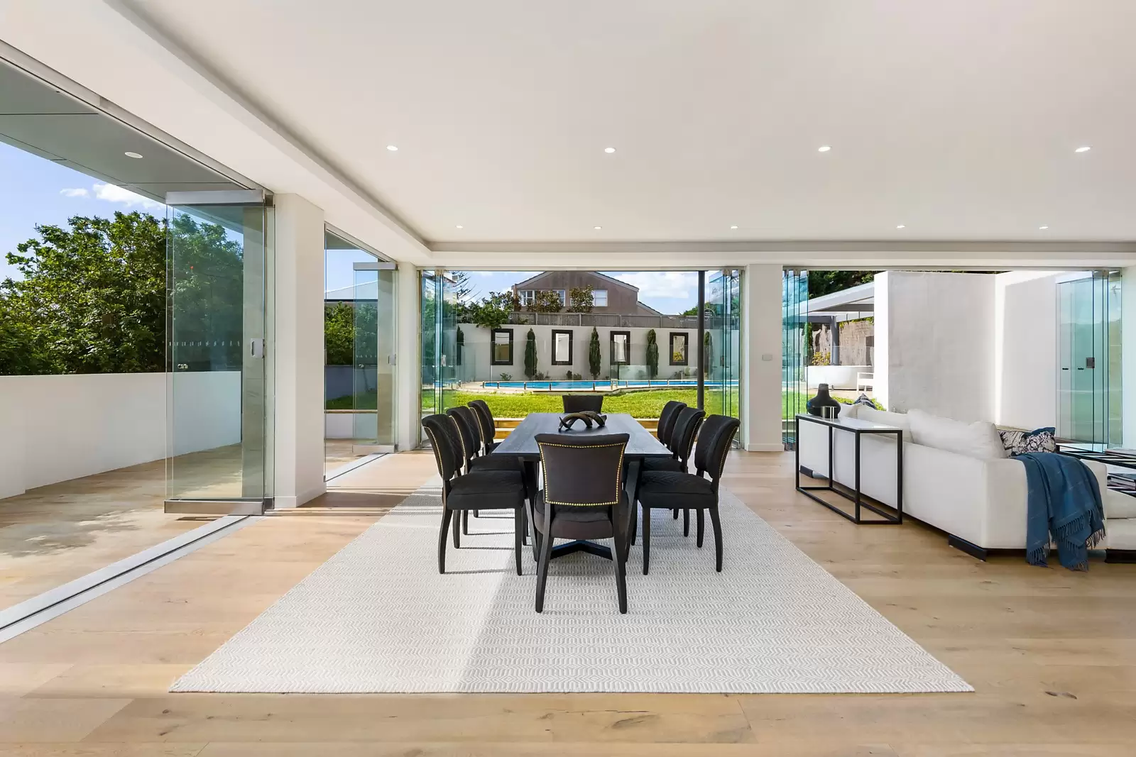 11 Serpentine Parade, Vaucluse Sold by Sydney Sotheby's International Realty - image 4