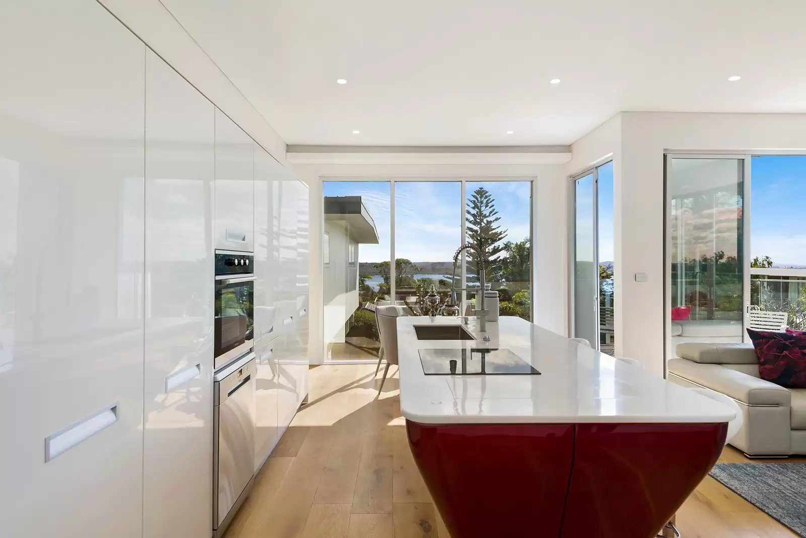11 Serpentine Parade, Vaucluse Sold by Sydney Sotheby's International Realty - image 1