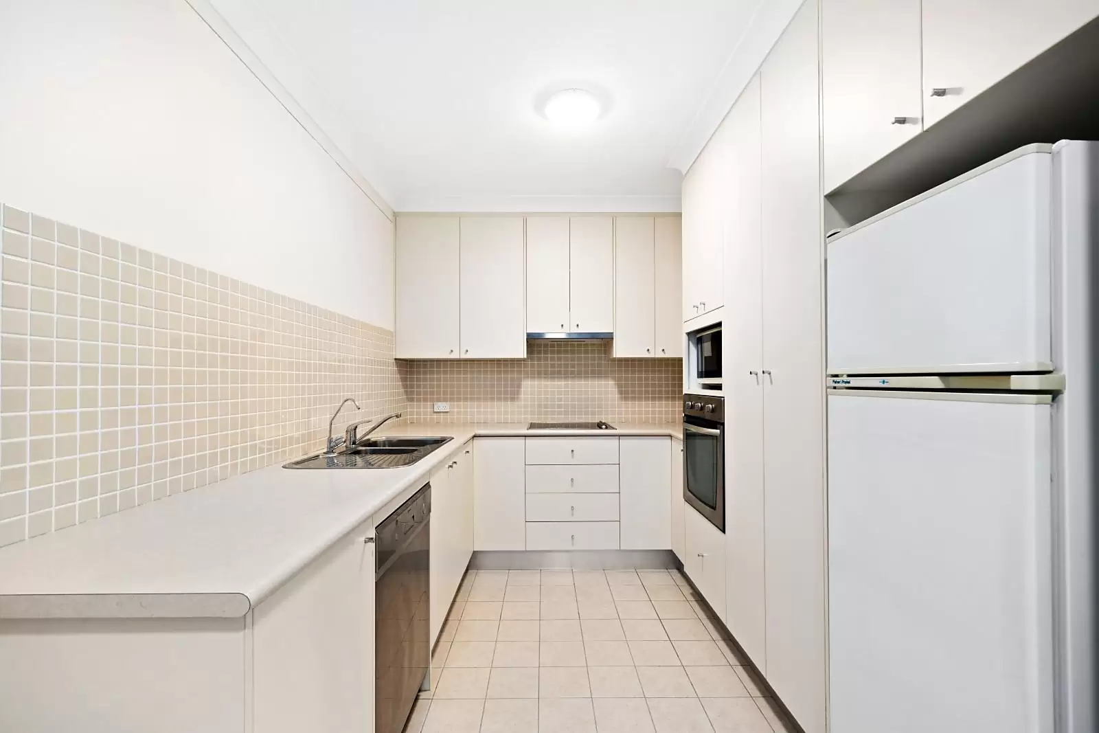 302/129-131 Bronte Rd, Queens Park Leased by Sydney Sotheby's International Realty - image 4