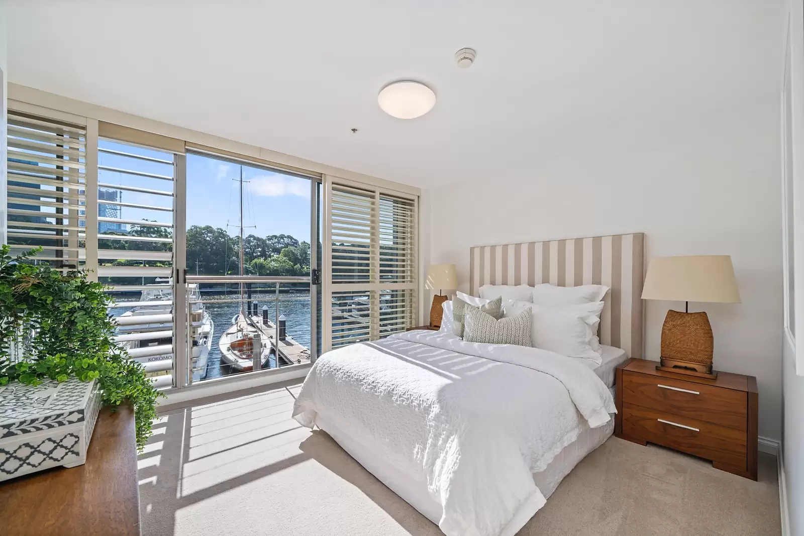 218/6 Cowper Wharf Road, Woolloomooloo Sold by Sydney Sotheby's International Realty - image 7