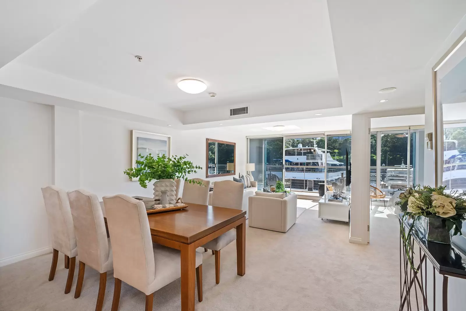 218/6 Cowper Wharf Road, Woolloomooloo Sold by Sydney Sotheby's International Realty - image 4
