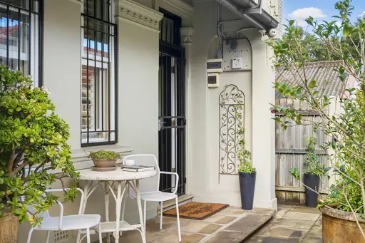 11 Alma Avenue, Enmore Sold by Sydney Sotheby's International Realty