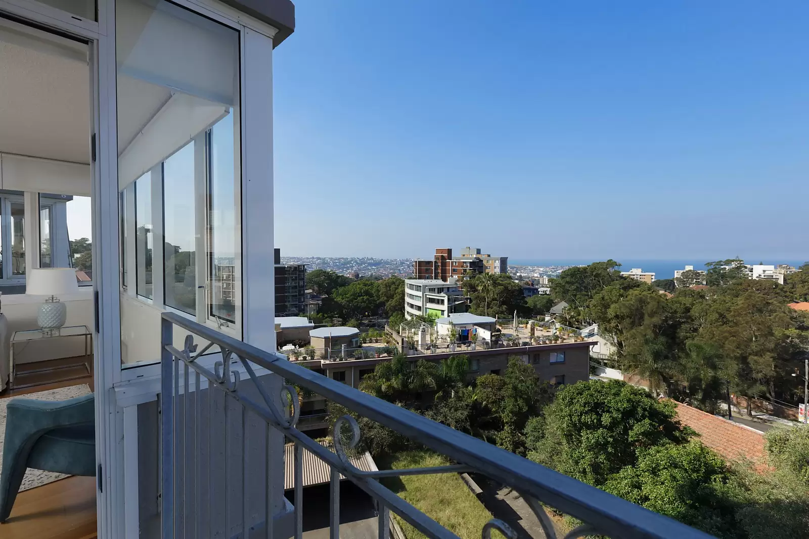 19/142 Old South Head Road, Bellevue Hill Sold by Sydney Sotheby's International Realty - image 7