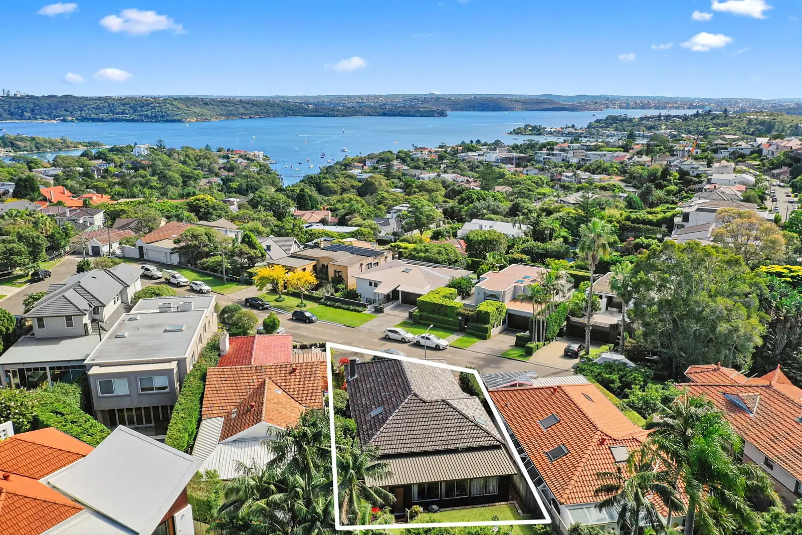 25 Olphert Avenue, Vaucluse Sold by Sydney Sotheby's International Realty - image 2
