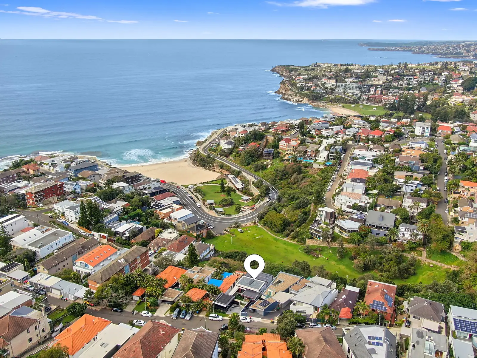 8 Wonderland Avenue, Tamarama Sold by Sydney Sotheby's International Realty - image 1