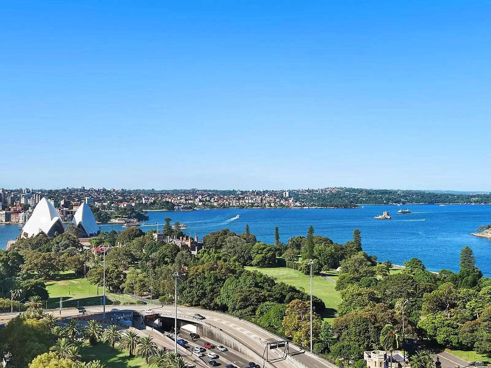 604/123-125 Macquarie Street, Sydney Sold by Sydney Sotheby's International Realty - image 6