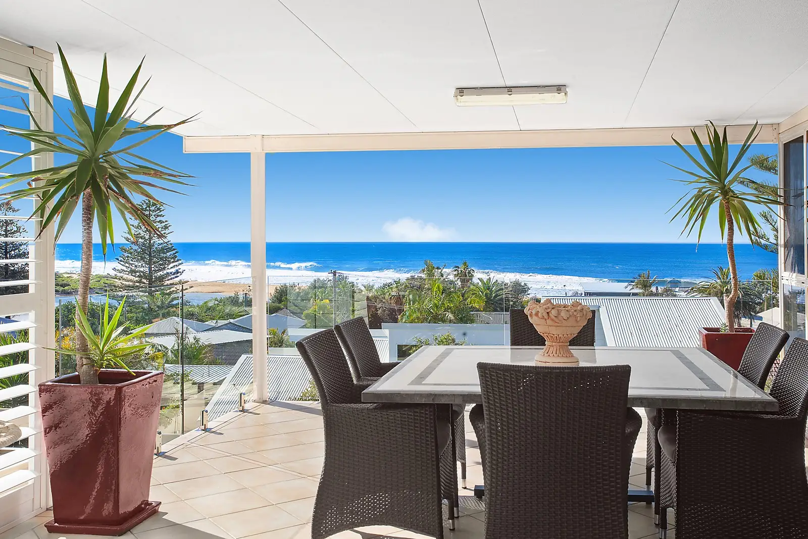Magnolia, Wamberal Sold by Sydney Sotheby's International Realty - image 2