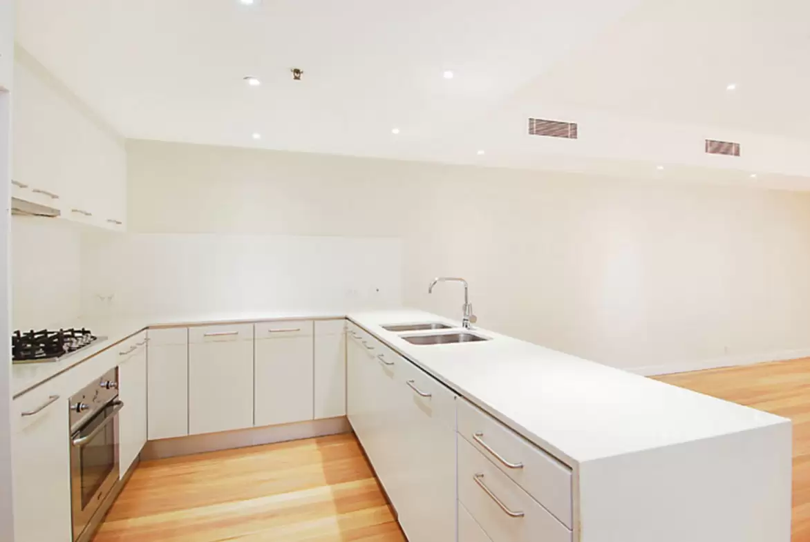 202/62 Foster Street, Surry Hills Leased by Sydney Sotheby's International Realty - image 4