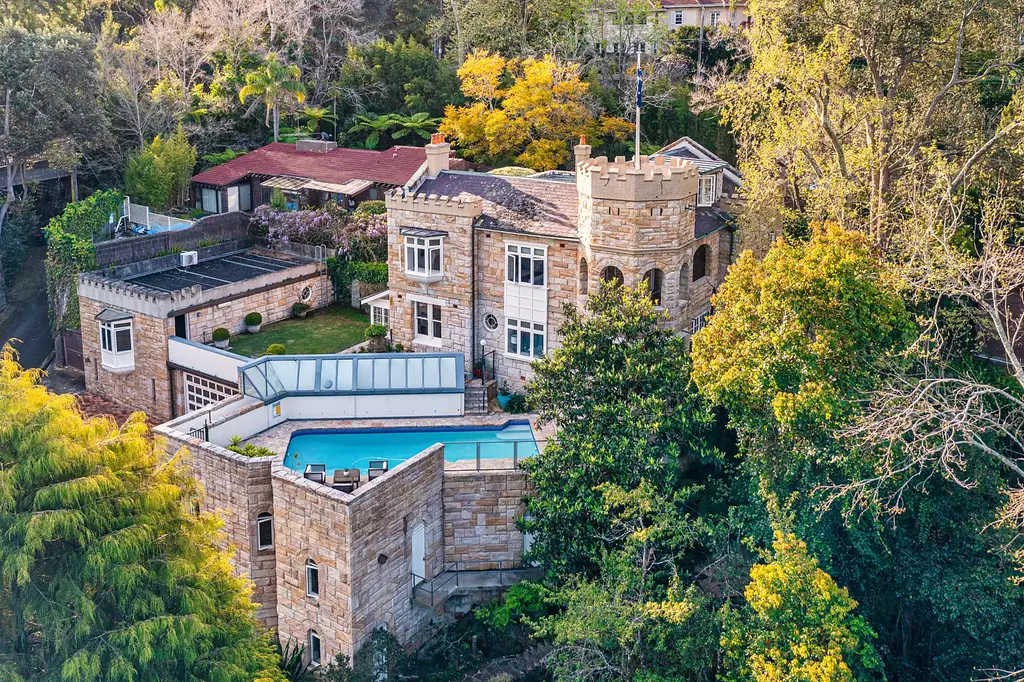 3 Glenview Street, Gordon Sold by Sydney Sotheby's International Realty