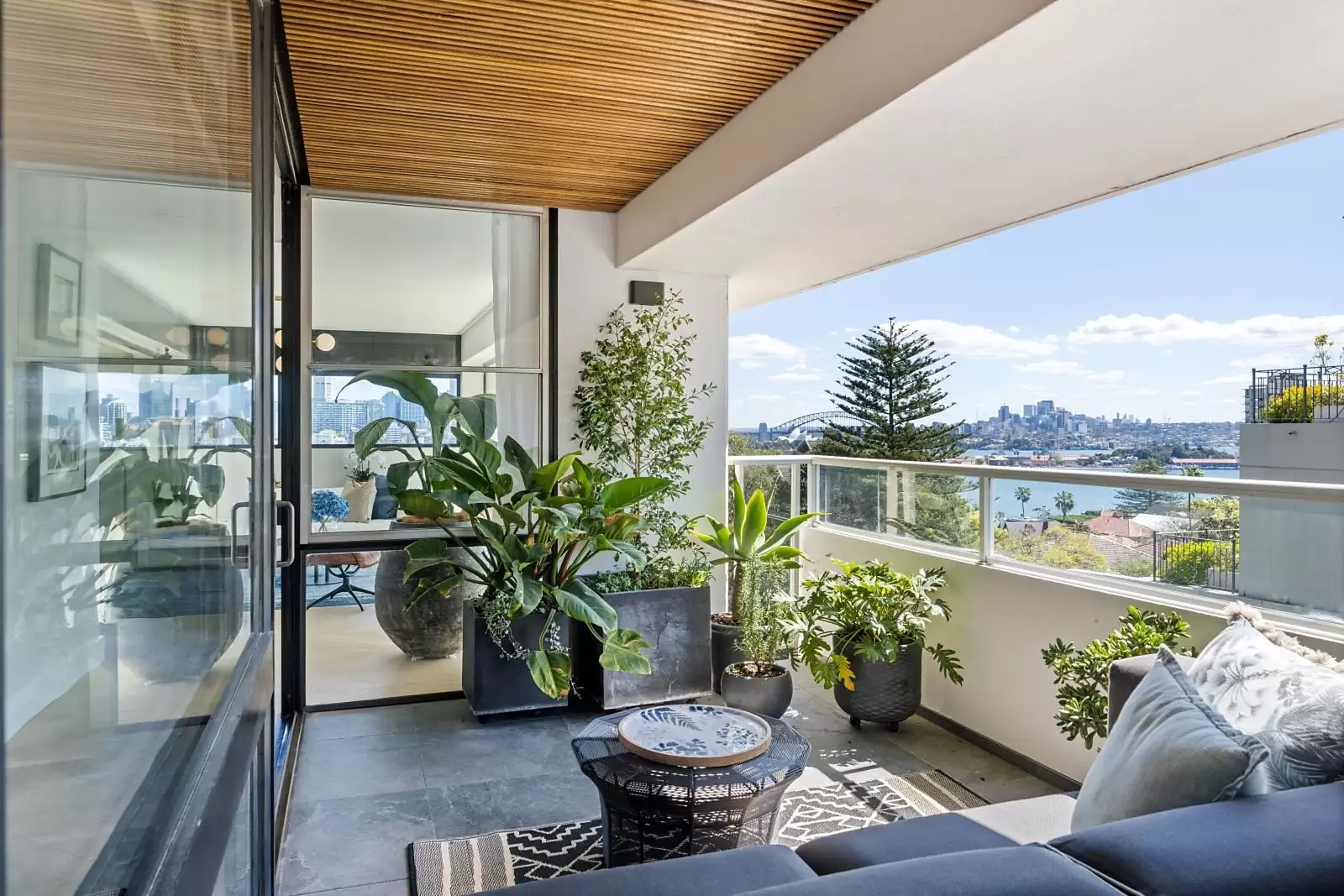4/99 Darling Point Road, Darling Point Sold by Sydney Sotheby's International Realty - image 8