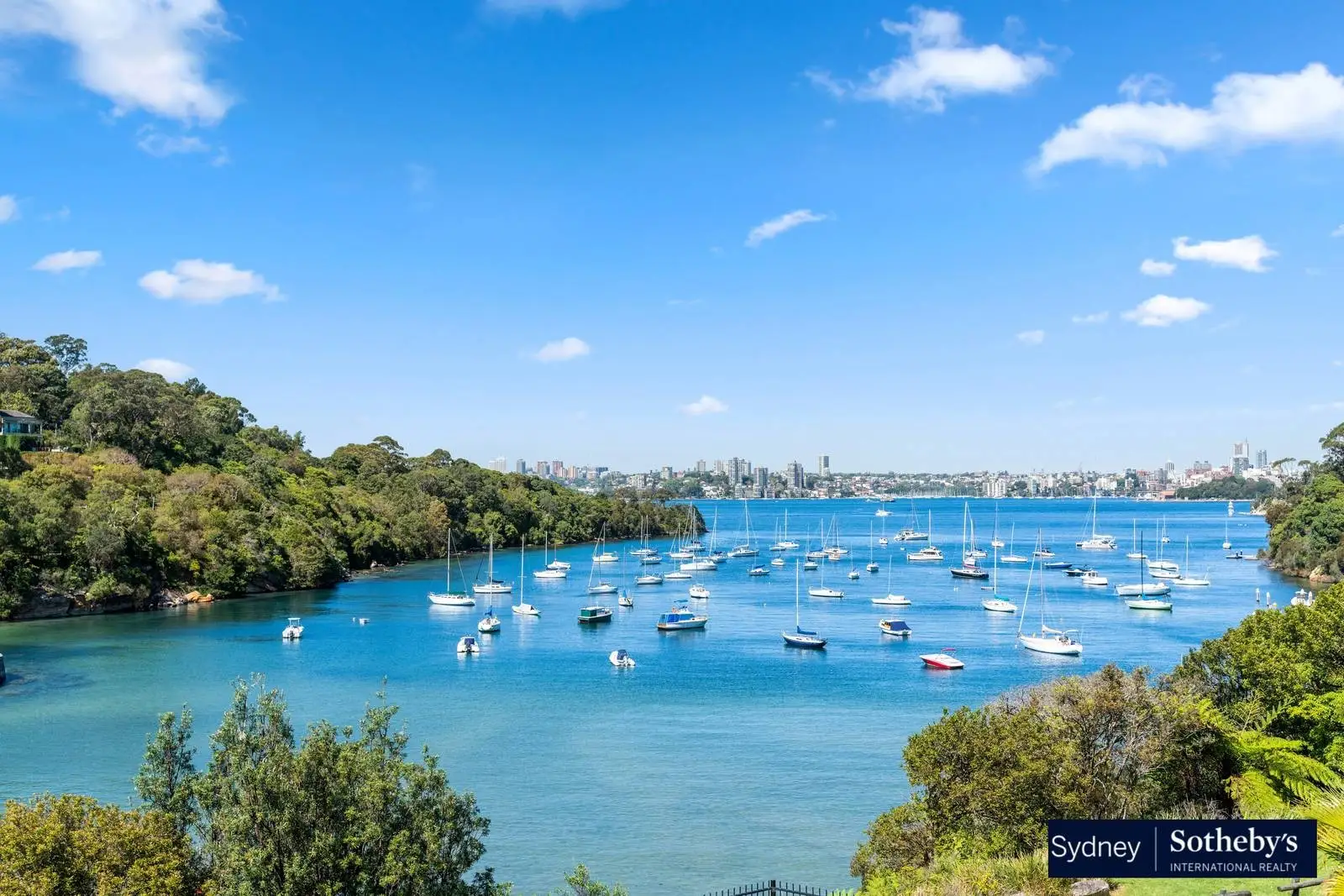 8 Curlew Camp Road, Mosman Leased by Sydney Sotheby's International Realty - image 2
