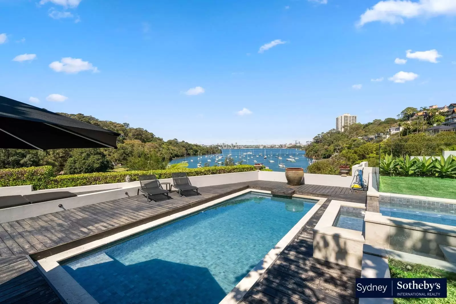 8 Curlew Camp Road, Mosman Leased by Sydney Sotheby's International Realty - image 3