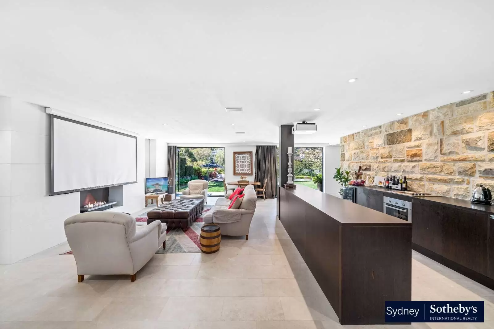 8 Curlew Camp Road, Mosman Leased by Sydney Sotheby's International Realty - image 16