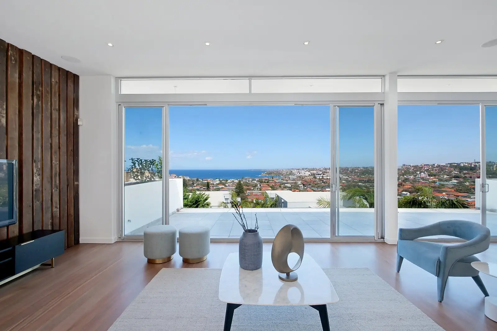 4 Loombah Road, Dover Heights Sold by Sydney Sotheby's International Realty - image 1