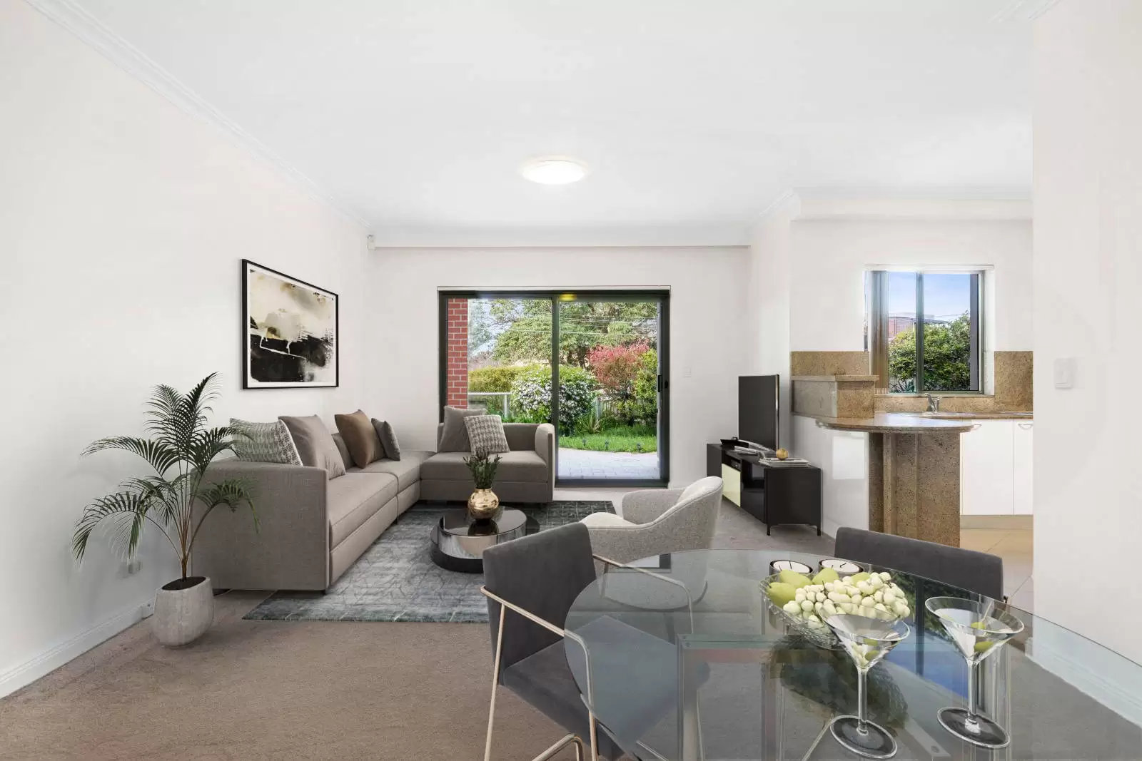 2/8 Benelong Crescent, Bellevue Hill Leased by Sydney Sotheby's International Realty - image 2