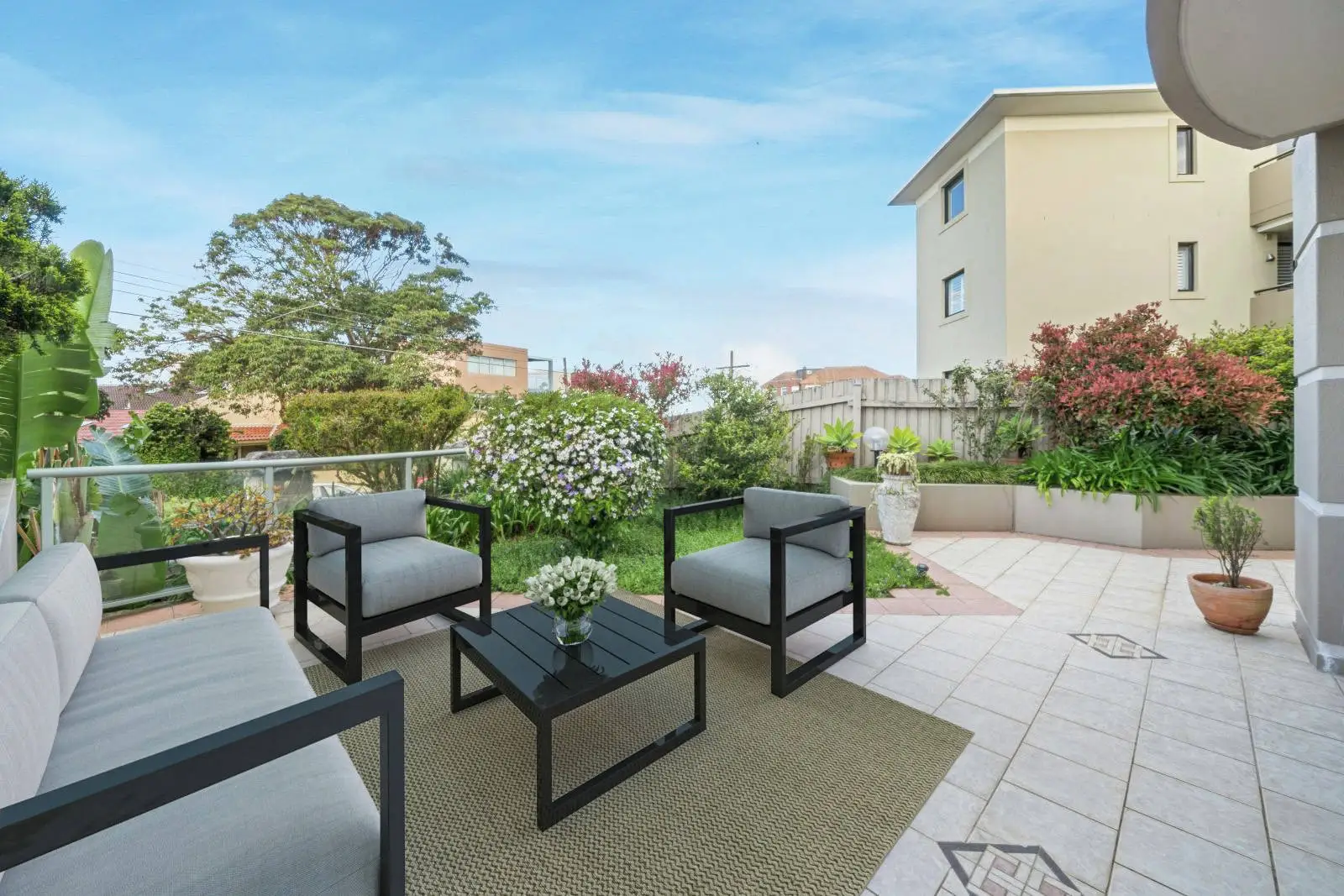 2/8 Benelong Crescent, Bellevue Hill Leased by Sydney Sotheby's International Realty - image 2