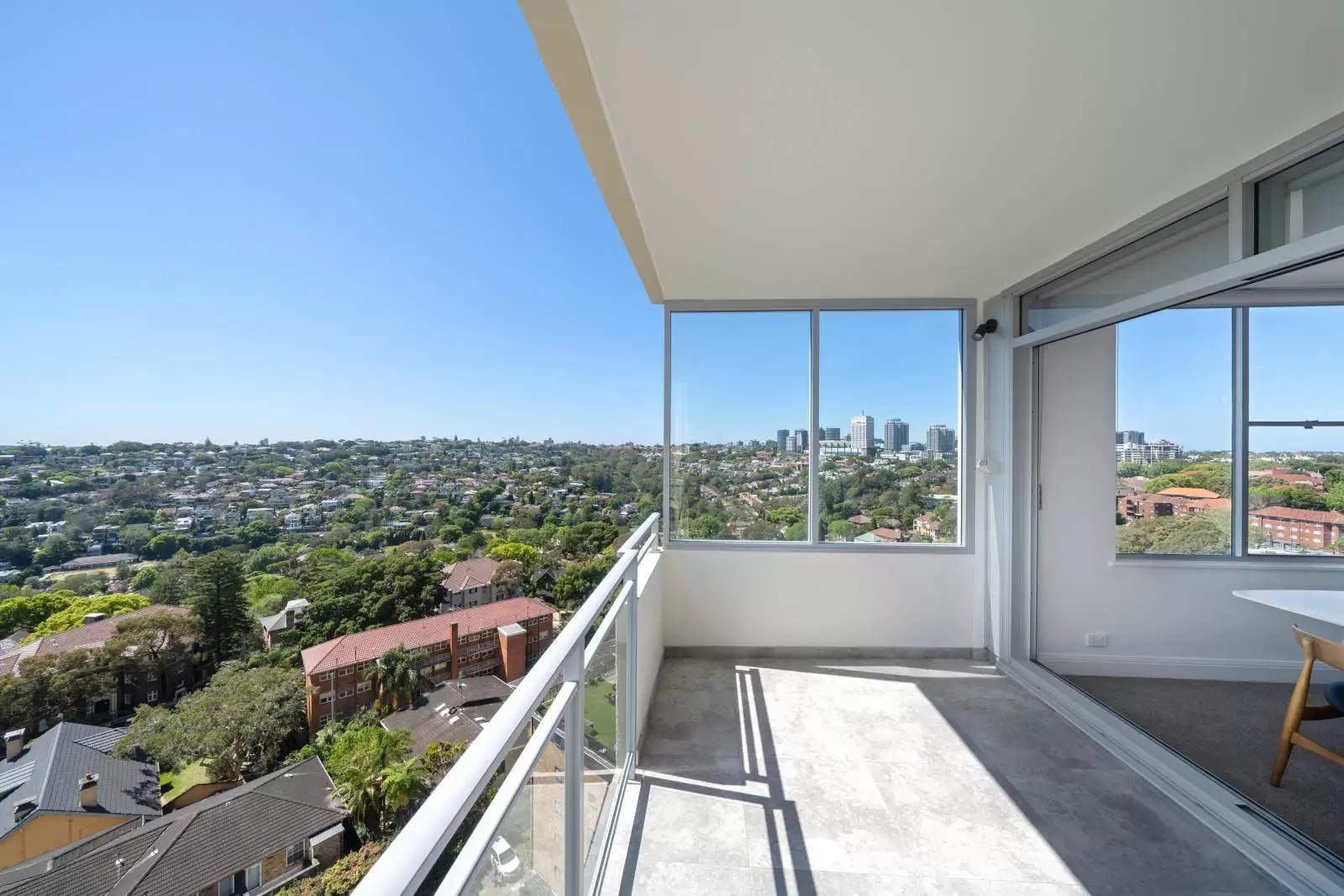 32/6 Trelawney Street, Woollahra Sold by Sydney Sotheby's International Realty - image 4