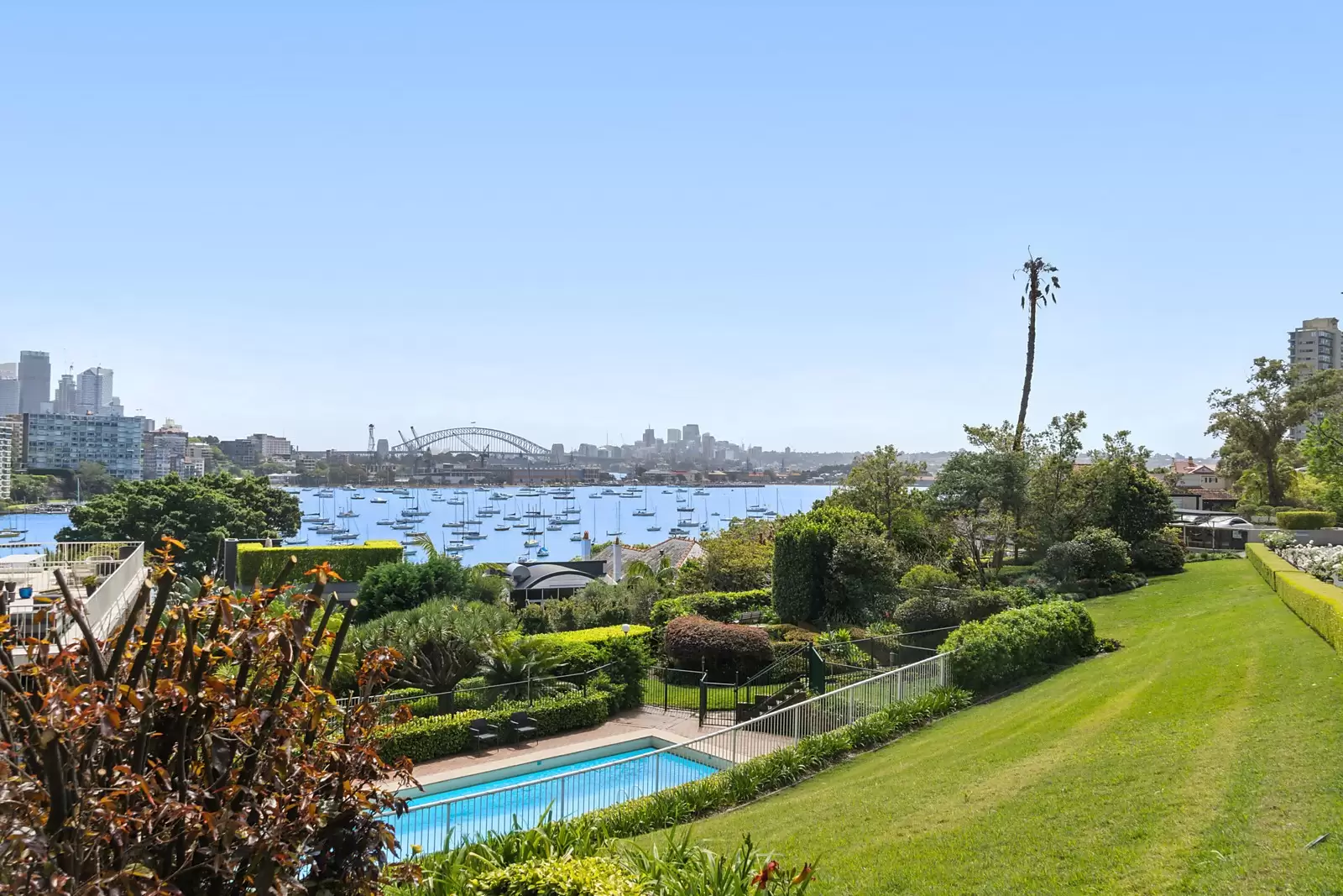 21/11 Yarranabbe Road, Darling Point Sold by Sydney Sotheby's International Realty - image 1