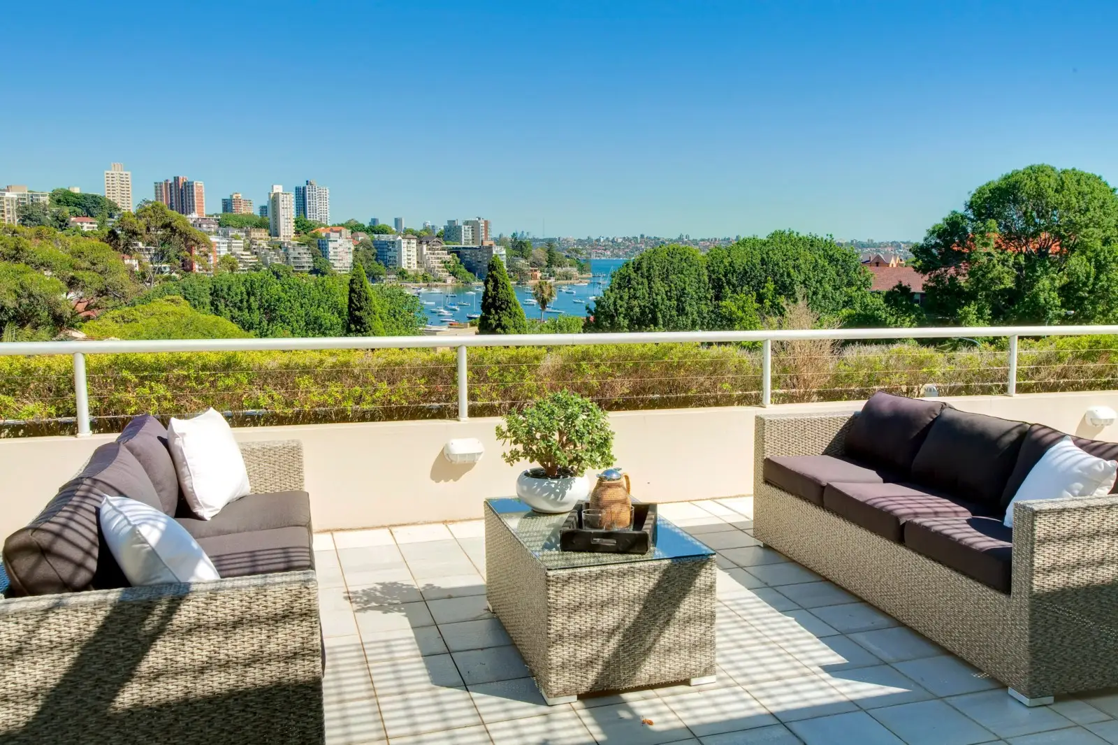 Penthouse 1, 515 New South Head Road, Double Bay Sold by Sydney Sotheby's International Realty - image 2